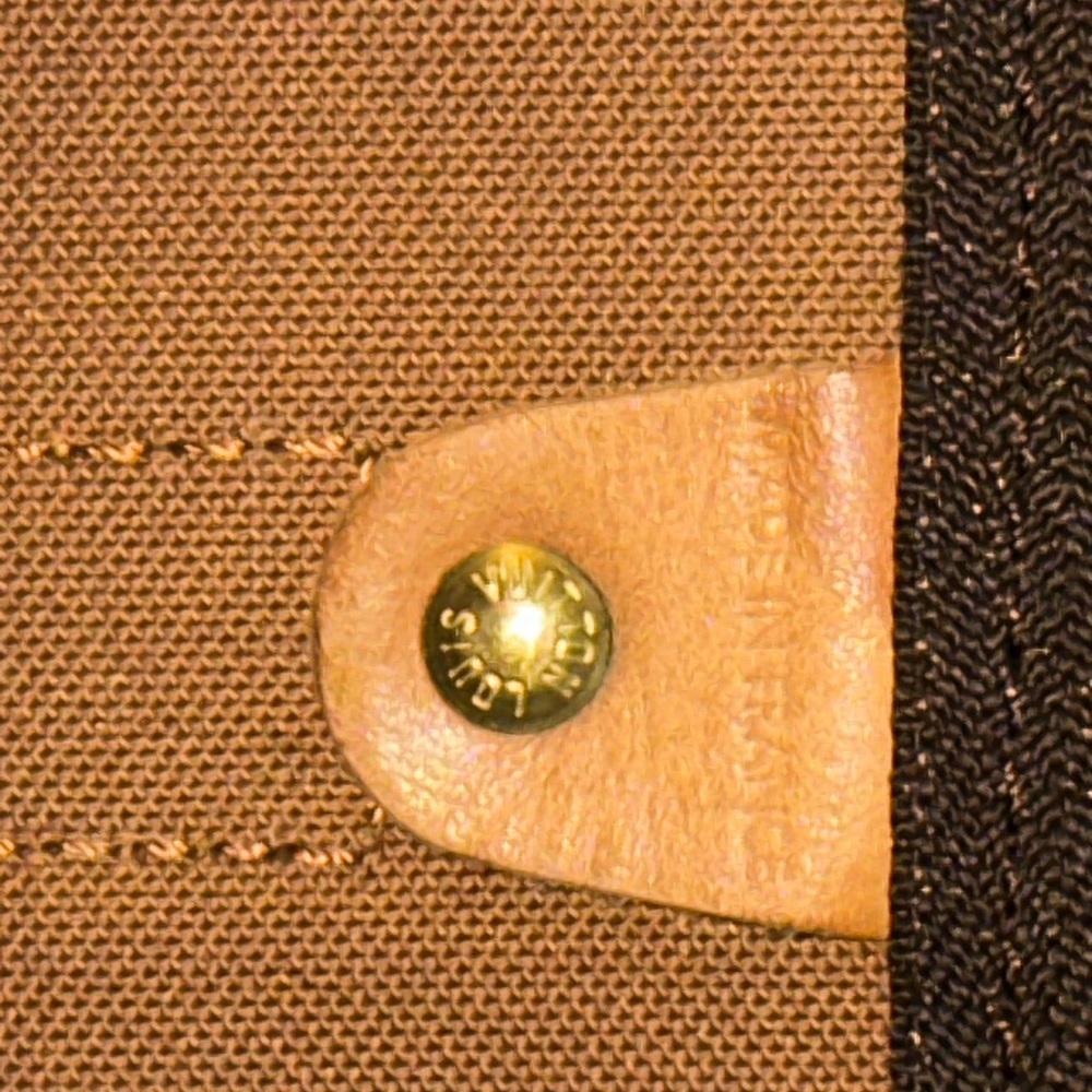 Louis Vuitton Monogram Keepall 45 - Picture 12 of 14